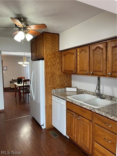 7061 Sunset Dr, Mentor On The Lake, OH 44060 photo 9