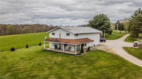 12992 County Road 6, Killbuck, OH 44637 photo 5