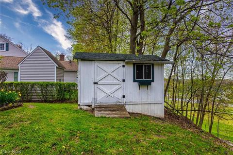 116 Vista Ct, Elyria, OH 44035 photo 4