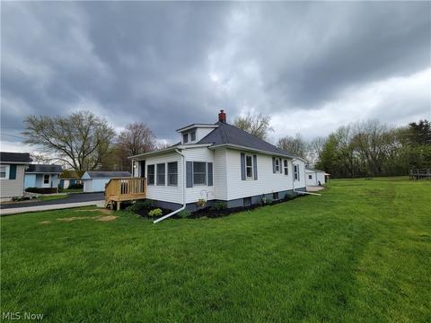 6227 Jefferson Rd, Ashtabula, OH 44004 photo 2