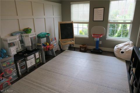 6715 List St NW, Canton, OH 44708 photo 9