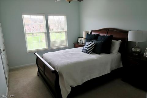 6715 List St NW, Canton, OH 44708 photo 11