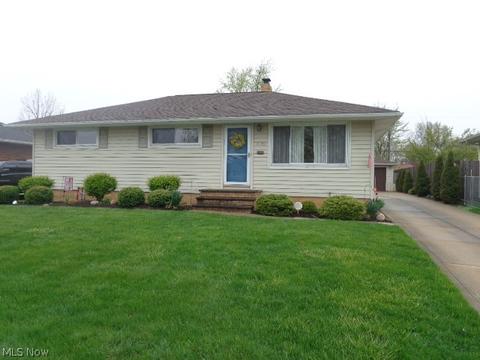 10980 Kader Dr, Parma, OH 44130 photo 1