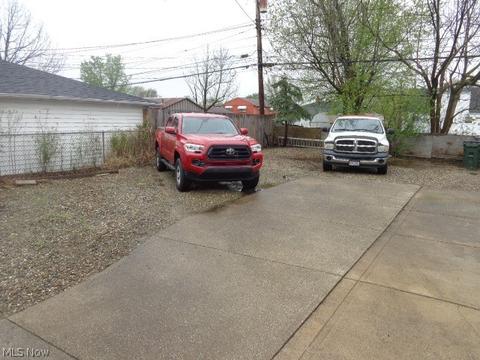 10980 Kader Dr, Parma, OH 44130 photo 26