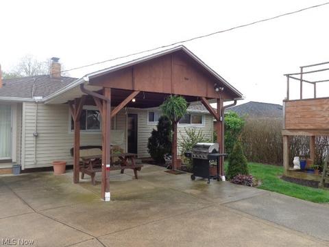 10980 Kader Dr, Parma, OH 44130 photo 4