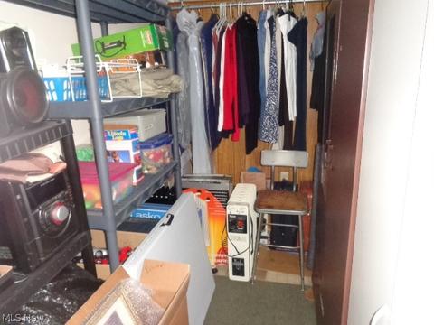 10980 Kader Dr, Parma, OH 44130 photo 24