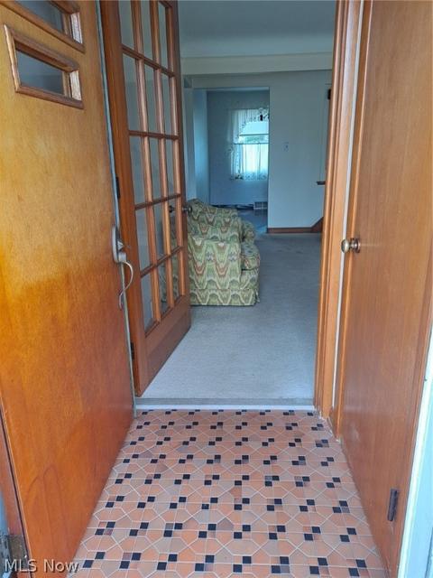 326 E 271st St, Euclid, OH 44132 photo 13