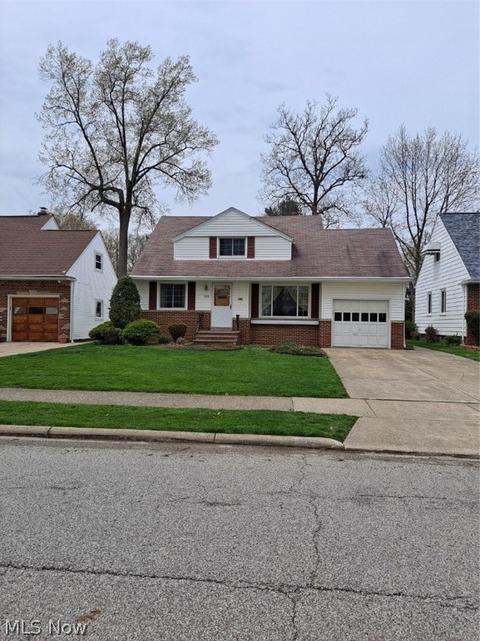 326 E 271st St, Euclid, OH 44132 photo 1