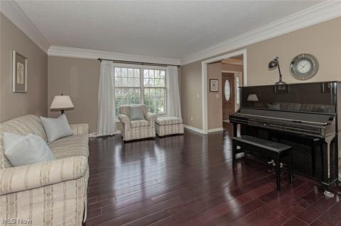 33096 Lisa Ln, Solon, OH 44139 photo 6