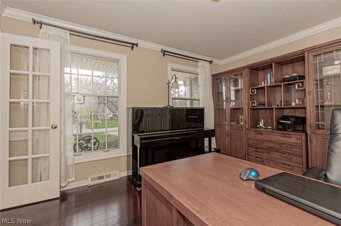 33096 Lisa Ln, Solon, OH 44139 photo 5