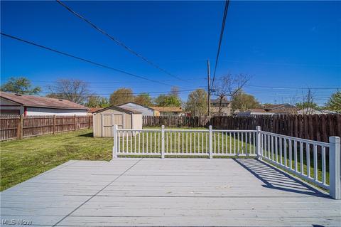 854 Case Ave, Elyria, OH 44035 photo 5