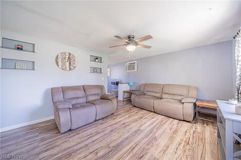 854 Case Ave, Elyria, OH 44035 photo 13