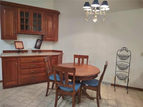 1806 Eagle Dr, Coshocton, OH 43812 photo 9