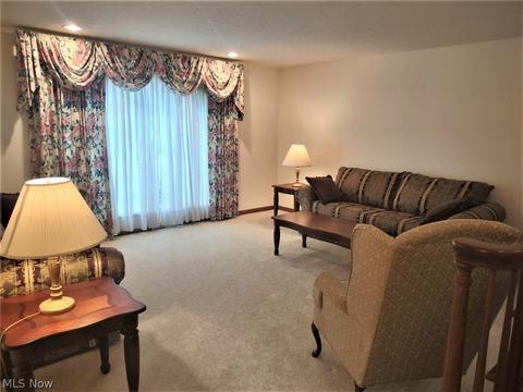 1806 Eagle Dr, Coshocton, OH 43812 photo 5