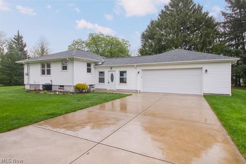 7406 Cherry St, Independence, OH 44131 photo 3