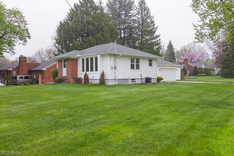 7406 Cherry St, Independence, OH 44131 photo 2