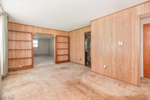 3544 Pickett Rd, Lorain, OH 44053 photo 3