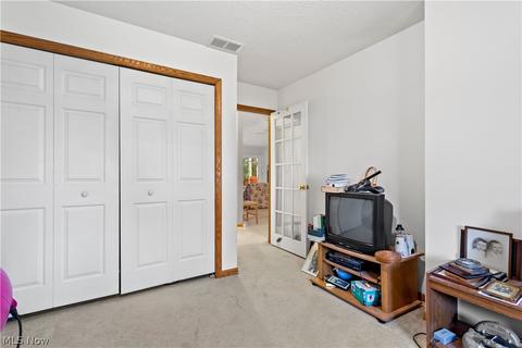 247 Forest Park Dr, Lagrange, OH 44050 photo 16