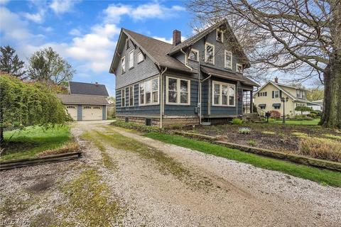 1927 E 40th St, Ashtabula, OH 44004 photo 2