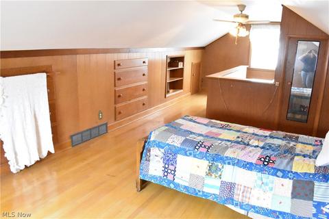 579 Maplewood Ave, Struthers, OH 44471 photo 18
