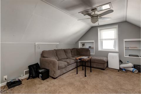 30348 Harrison St, Willowick, OH 44095 photo 13