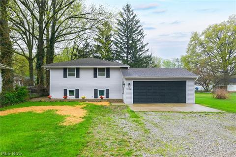 288 E 44th St, Lorain, OH 44052 photo 1