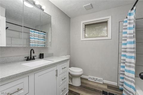 288 E 44th St, Lorain, OH 44052 photo 20
