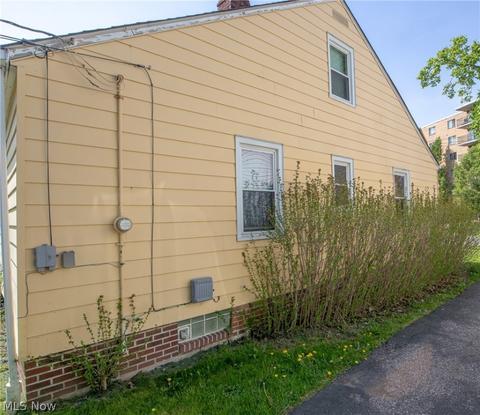 1485 E 193rd St, Euclid, OH 44117 photo 6