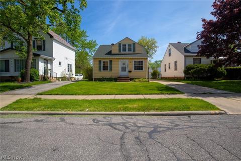 1485 E 193rd St, Euclid, OH 44117 photo 1