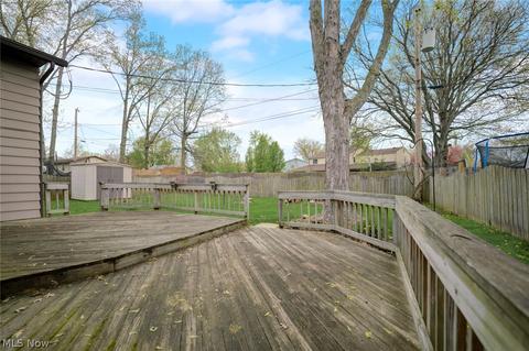 1824 Gloucester Dr, Lorain, OH 44053 photo 22