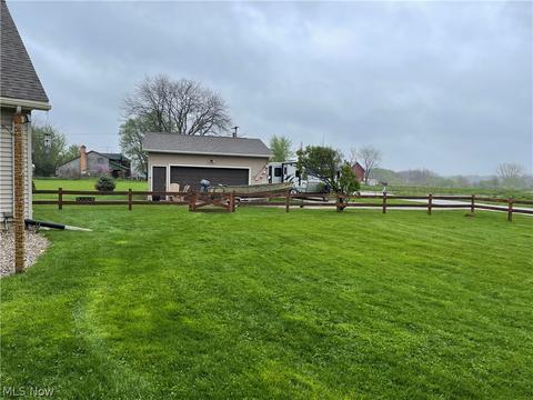 9593 Barrows Rd, Huron, OH 44839 photo 2