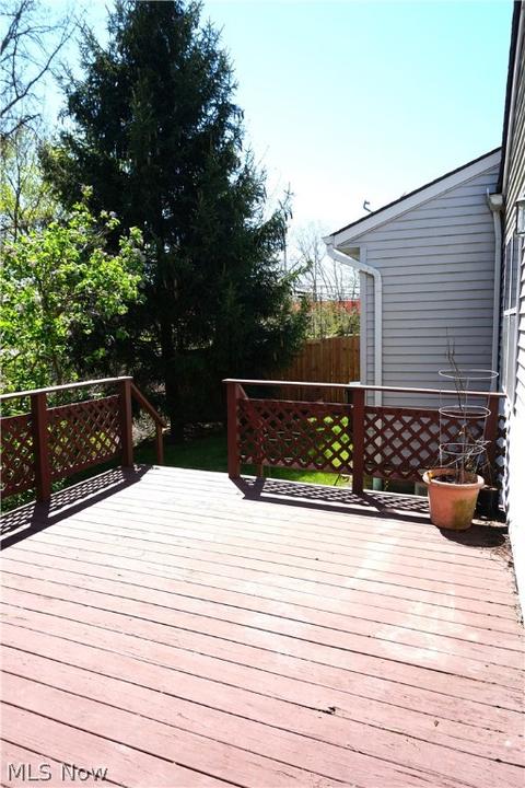 709 Bedford Ave, Elyria, OH 44035 photo 16