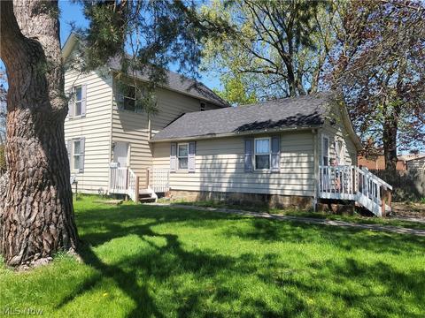 6403 Ridge Rd, Parma, OH 44129 photo 3