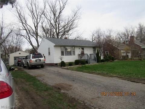 4916 Dunsmore Ave, Ashtabula, OH 44004 photo 1