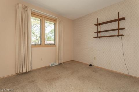 11275 Johnson Dr, Parma, OH 44130 photo 28
