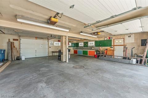 3635 Kolbe Rd, Lorain, OH 44053 photo 9