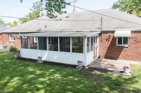 700 Willow Dr, Euclid, OH 44132 photo 30