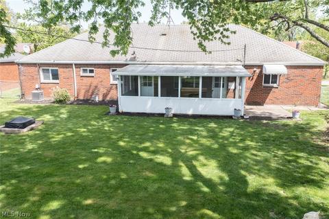 700 Willow Dr, Euclid, OH 44132 photo 29