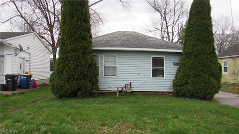 1120 Thayer Ave, Ashtabula, OH 44004 photo 1