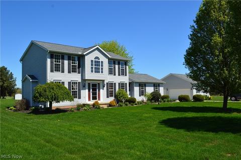 8653 Markley Dr, Wadsworth, OH 44281 photo 1