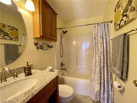 8653 Markley Dr, Wadsworth, OH 44281 photo 18