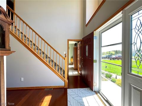 8653 Markley Dr, Wadsworth, OH 44281 photo 3