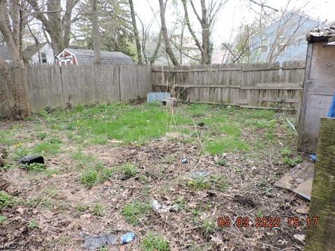 775 Kipling St, Akron, OH 44306 photo 4