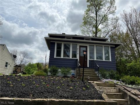 272 E Willowview Dr, Akron, OH 44319 photo 25
