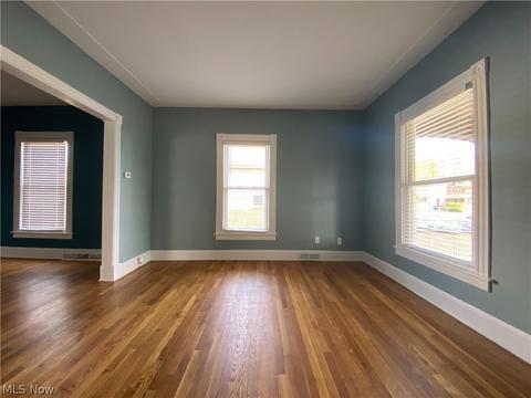 1721 E 32nd St, Lorain, OH 44055 photo 11