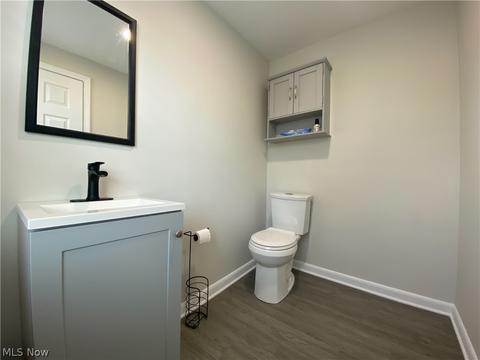 1721 E 32nd St, Lorain, OH 44055 photo 9