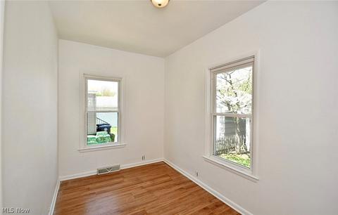 351 E Glenwood Ave, Akron, OH 44310 photo 25