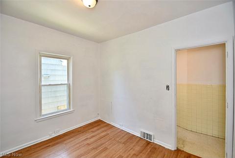 351 E Glenwood Ave, Akron, OH 44310 photo 27