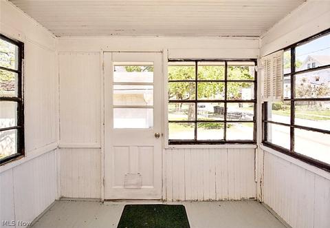 351 E Glenwood Ave, Akron, OH 44310 photo 7