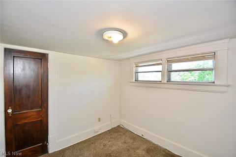 351 E Glenwood Ave, Akron, OH 44310 photo 29